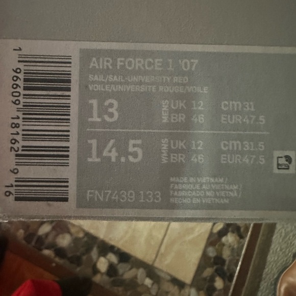 Nike Air Force 1 ‘07 size 13. - Picture 5 of 6